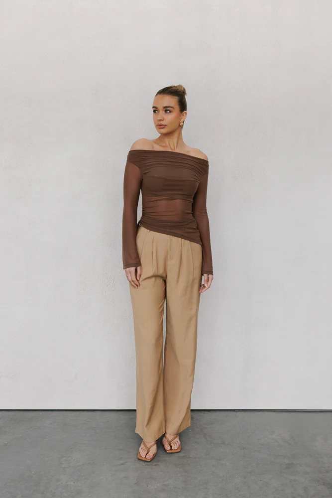 CINDY OFF THE SHOULDER TOPS